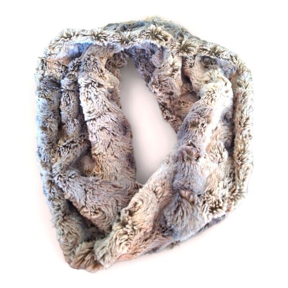 Peace & Pearls Scarf Twisted Infinity Faux Fur Curly Plush SOFT - Picture 2 of 10